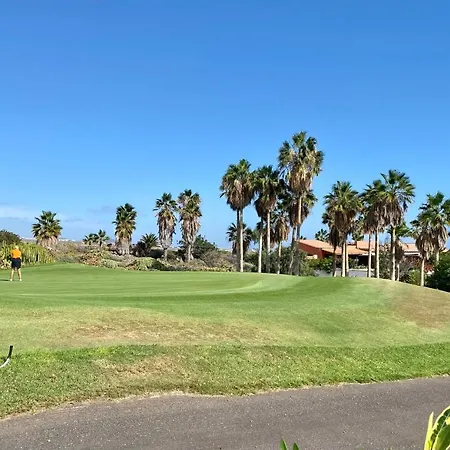 Juangy's In Adelfas Golf Del Sur * سان ميغيل ذي أبونا