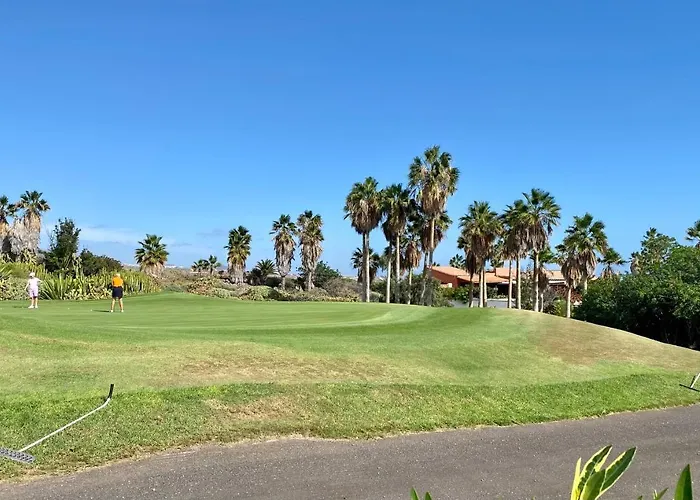 Juangy's In Adelfas Golf Del Sur * سان ميغيل ذي أبونا