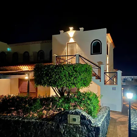Juangy's In Adelfas Golf Del Sur アパート サンミゲル・デ・アボナ